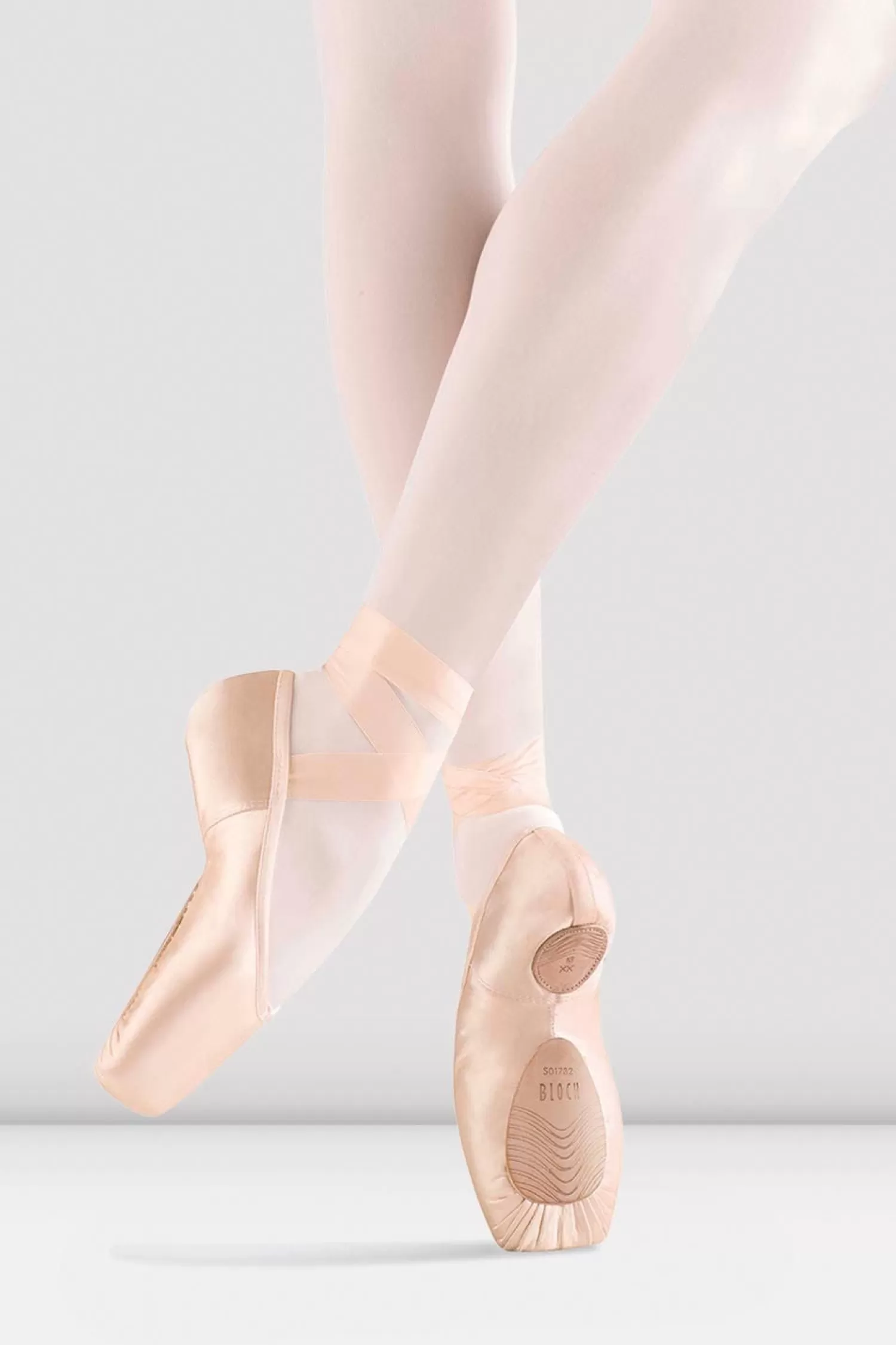 Bloch Dramatica II Stretch Pointe Shoes^ Pointe