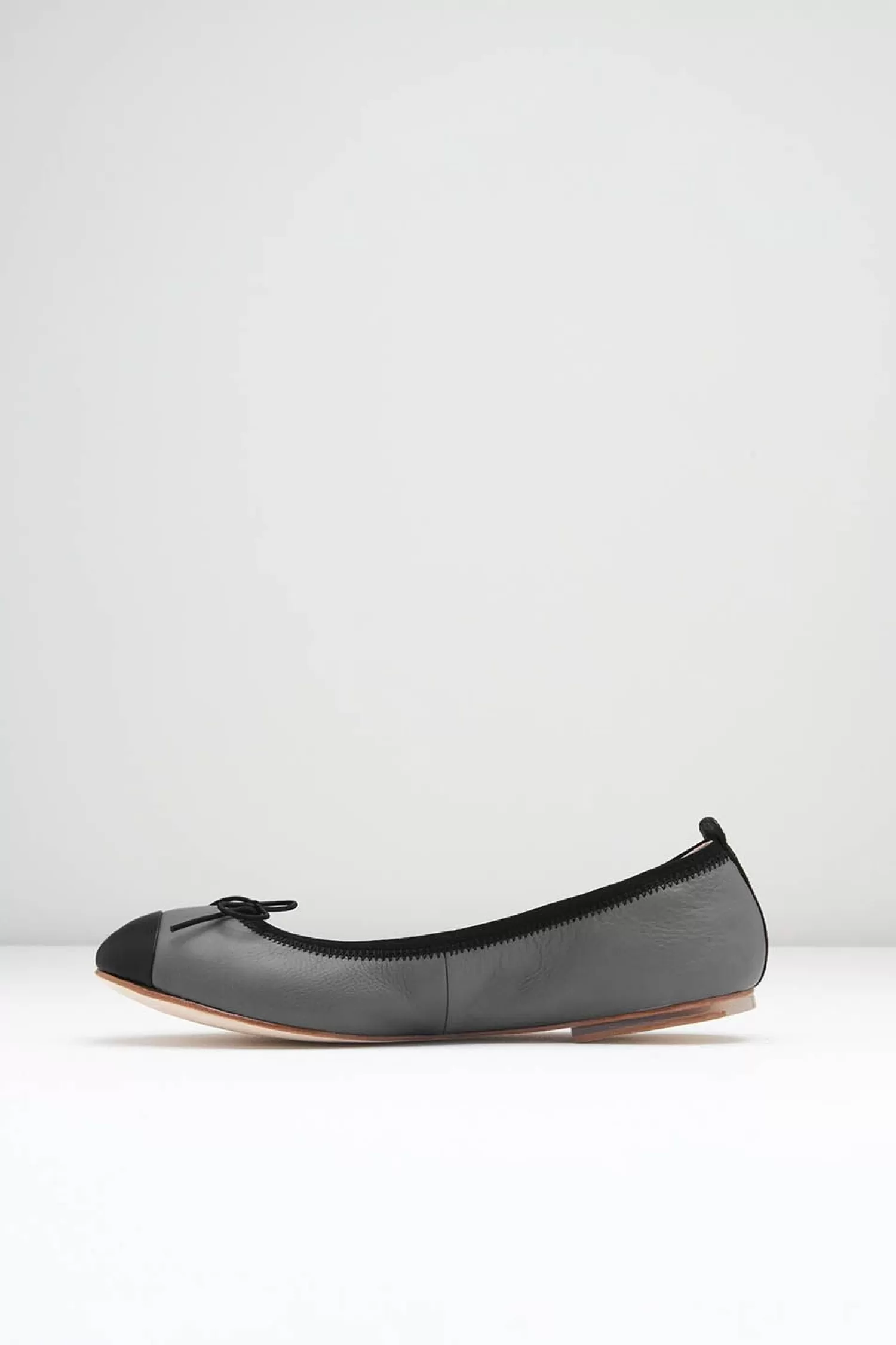 Bloch Ladies Rigel Ballet Flats^ Ballet Flats