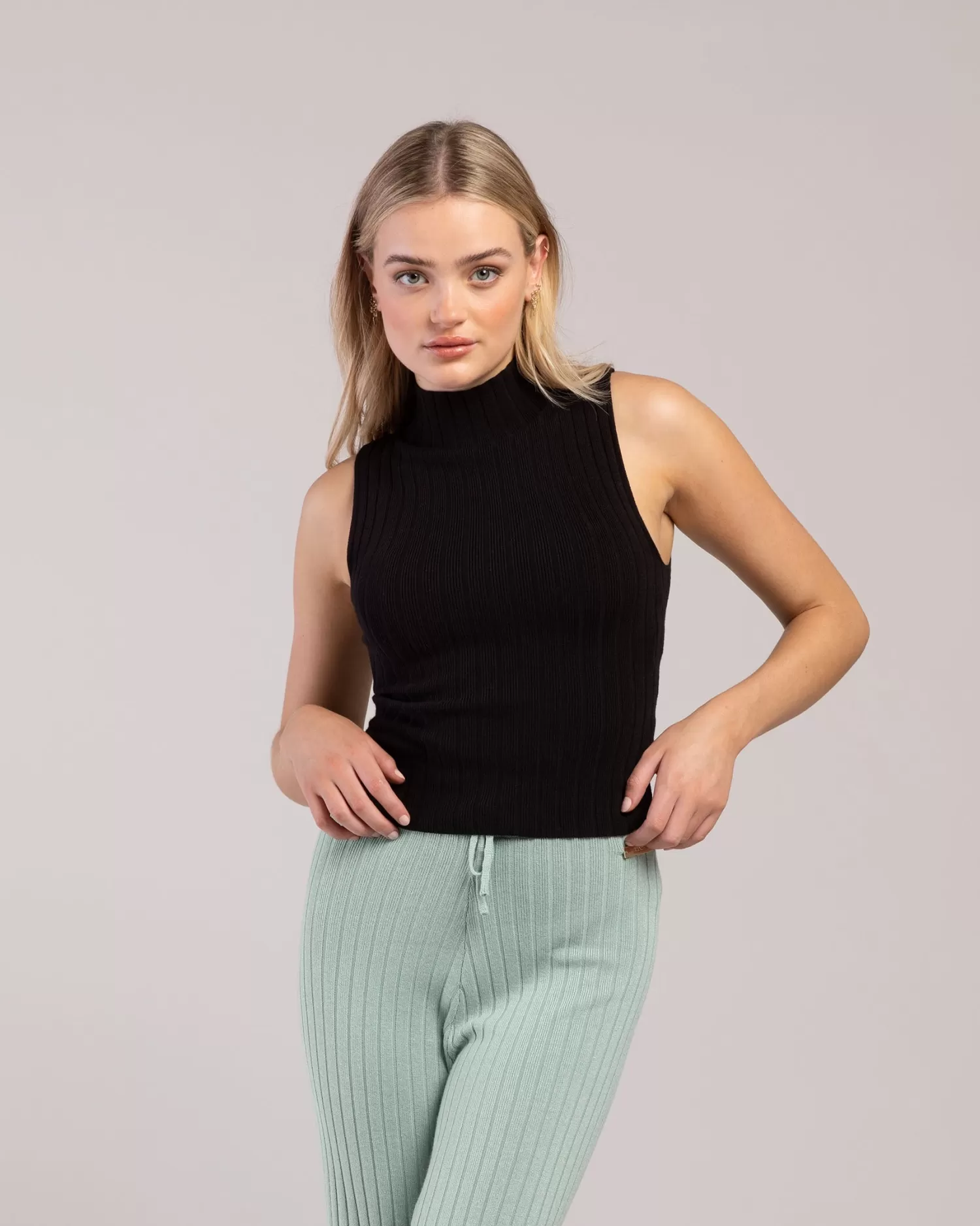 Bloch Rib Lounge Funnel Neck^ Tops