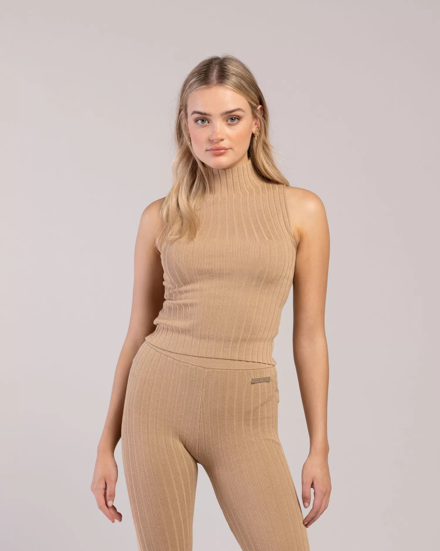 Bloch Rib Lounge Funnel Neck^ Tops